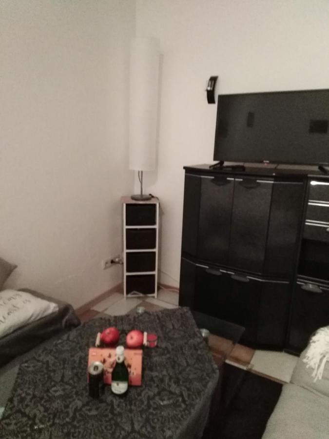 Studiowohnung, Neu Renoviert, Zentrale Lage سارلويس المظهر الخارجي الصورة